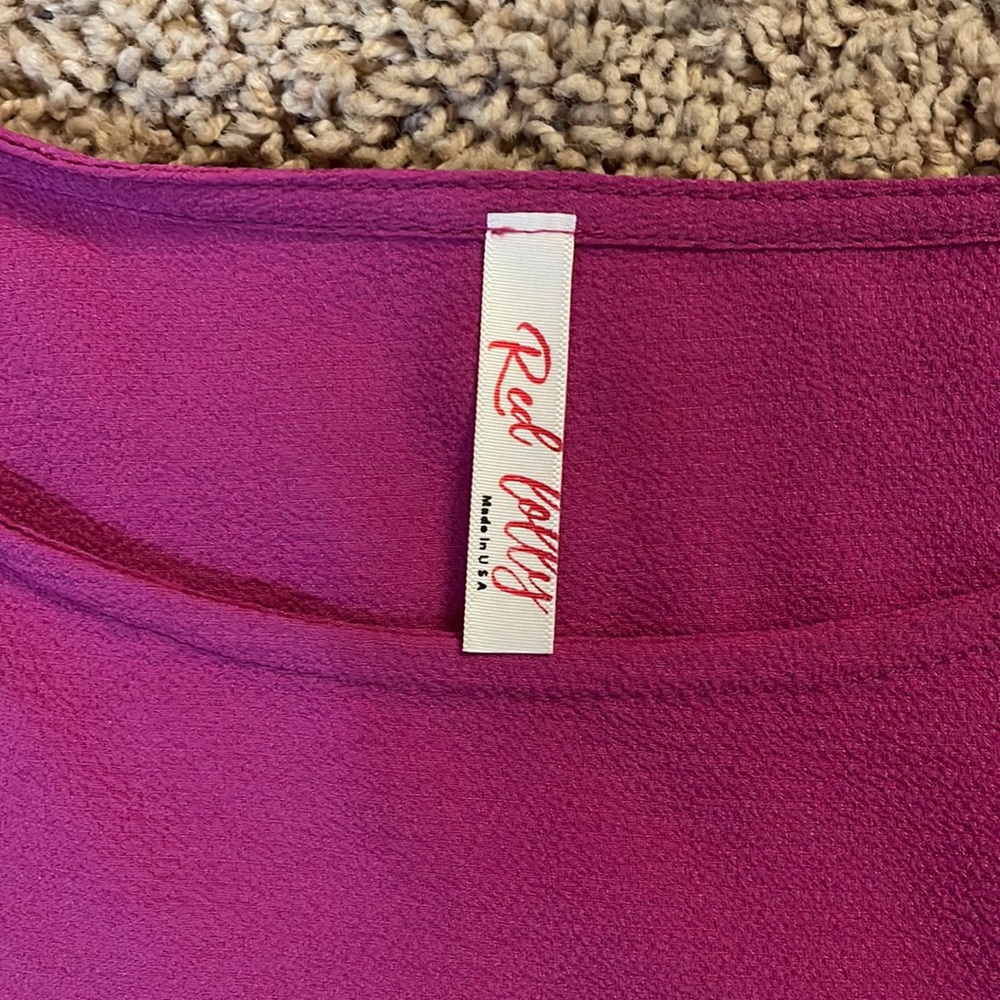 Red Lilly Solid Top - image 2